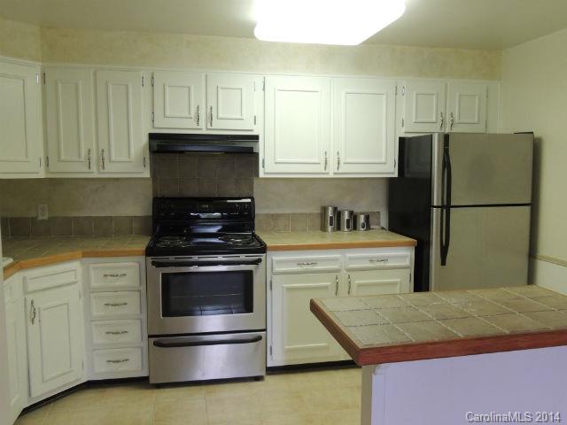 Property image 4 at 1300 Reece Road, Charlotte, NC 28209