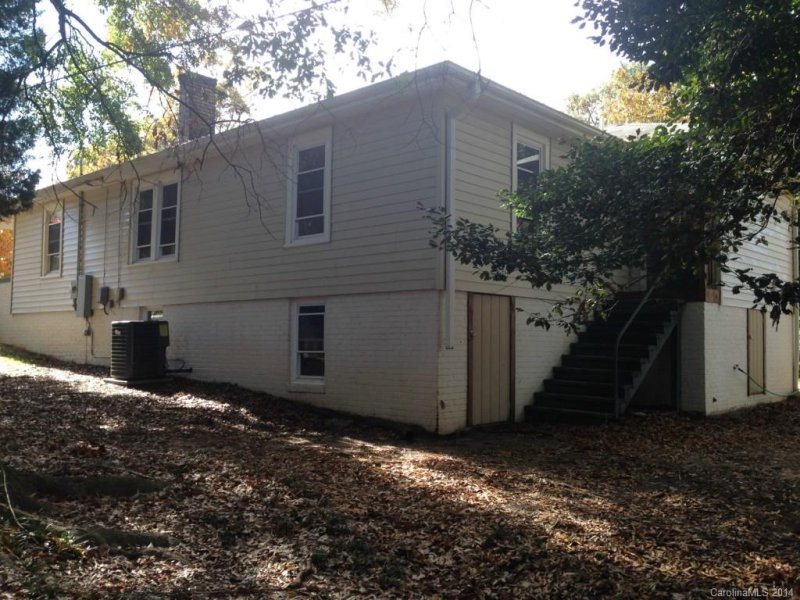 Property image 2 at 410 Park Avenue, Gastonia, NC 28054