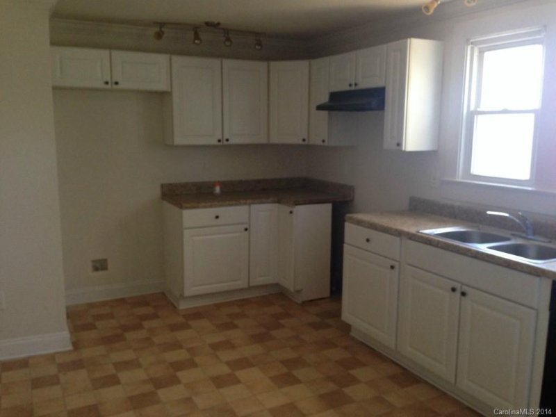 Property image 5 at 410 Park Avenue, Gastonia, NC 28054