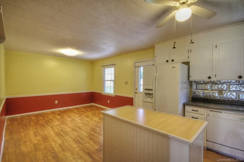 Property image 5 at 117 Danbury Lane, Statesville, NC 28625