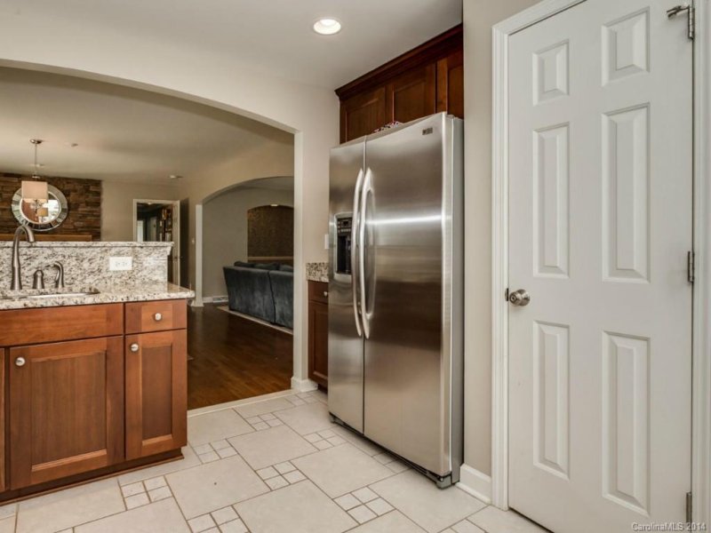 Property image 5 at 10608 Knox Avenue, Matthews, NC 28105