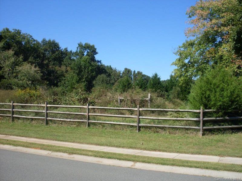 Property image 3 at 14949 Hough Road, Charlotte, NC 28227