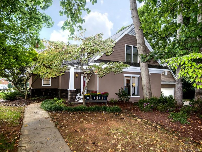 Property image 3 at 911 Weymouth Drive, Gastonia, NC 28056