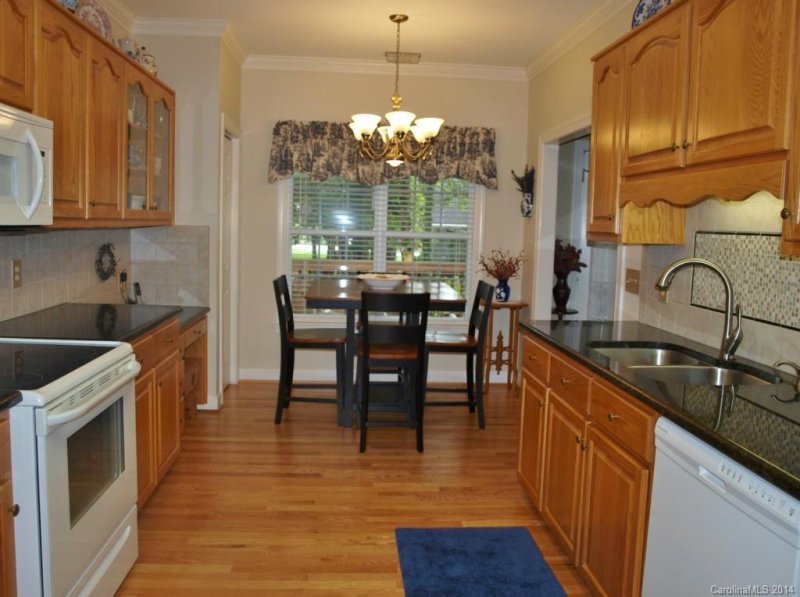 Property image 2 at 1512 35th Avenue, Hickory, NC 28601