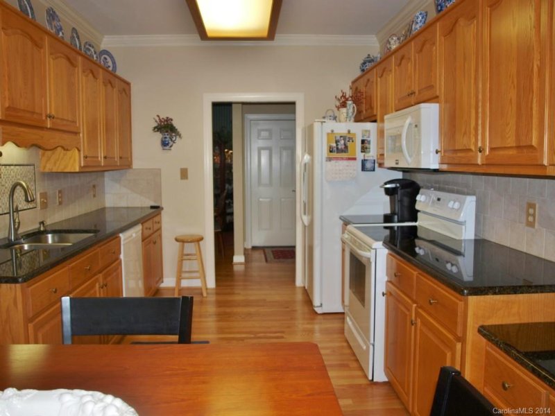 Property image 3 at 1512 35th Avenue, Hickory, NC 28601