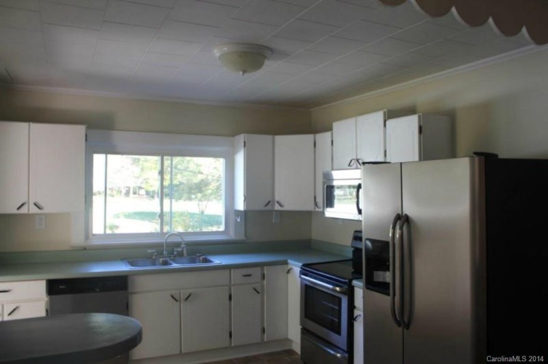 Property image 3 at 1525 Hoyle Street, Gastonia, NC 28052