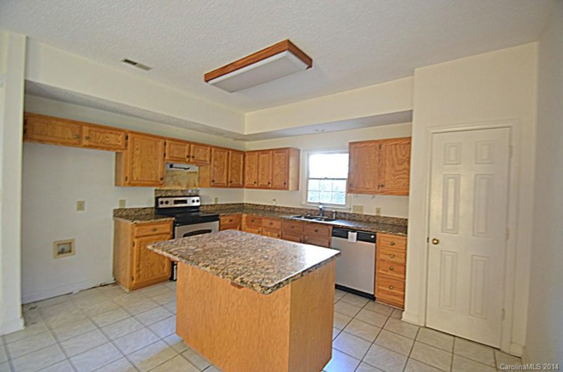 Property image 3 at 3826 Yorkford Drive, Charlotte, NC 28269