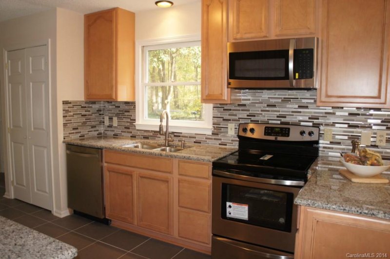 Property image 2 at 193 Turnberry Lane, Mooresville, NC 28117