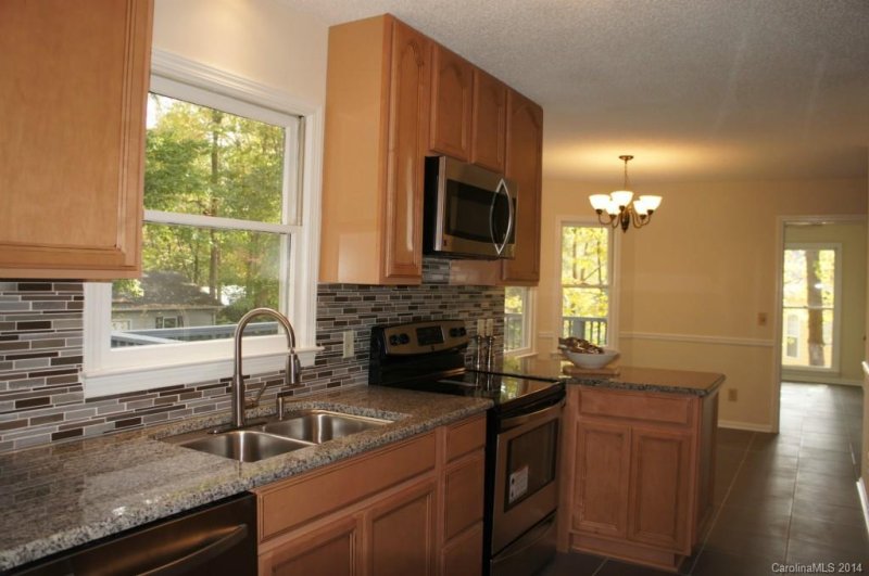 Property image 3 at 193 Turnberry Lane, Mooresville, NC 28117