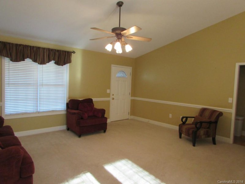 Property image 4 at 645 Nw Beavers Cove Lane, Concord, NC 28027