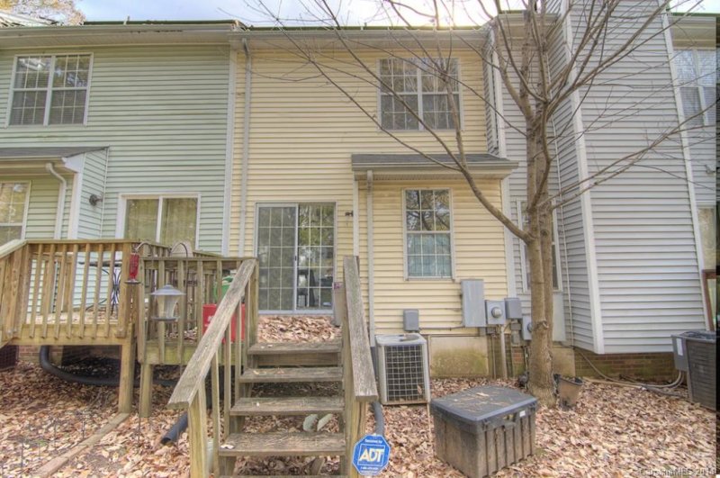 Property image 2 at 8240 Circle Tree Lane, Charlotte, NC 28277