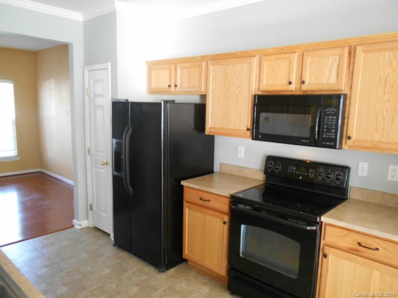 Property image 4 at 4232 Piccadilly Lane, Fort Mill, SC 29707