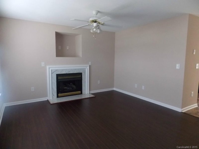 Property image 2 at 7031 Coble Avenue, Charlotte, NC 28215