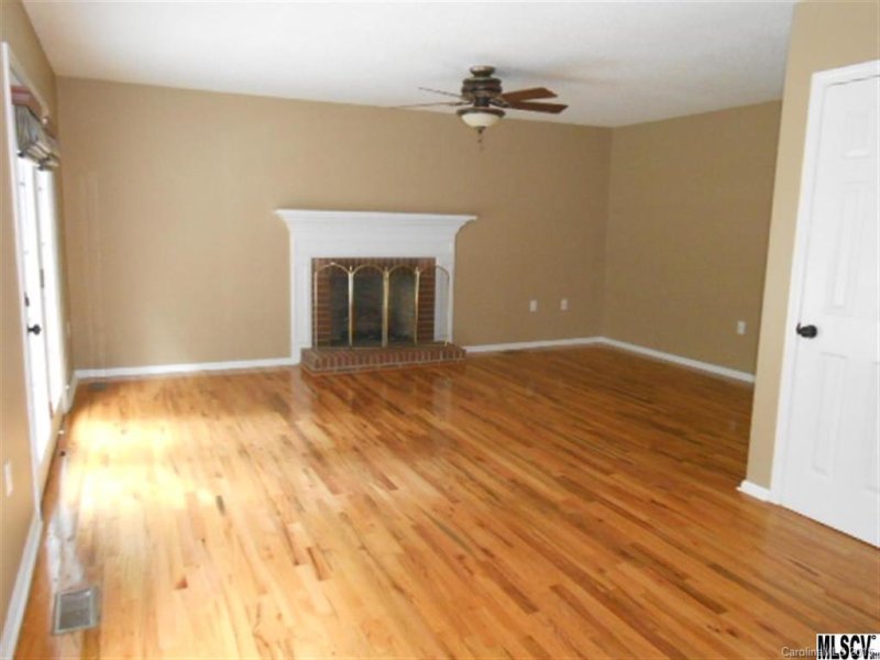 Property image 3 at 4703 1st Street, Hickory, NC 28601