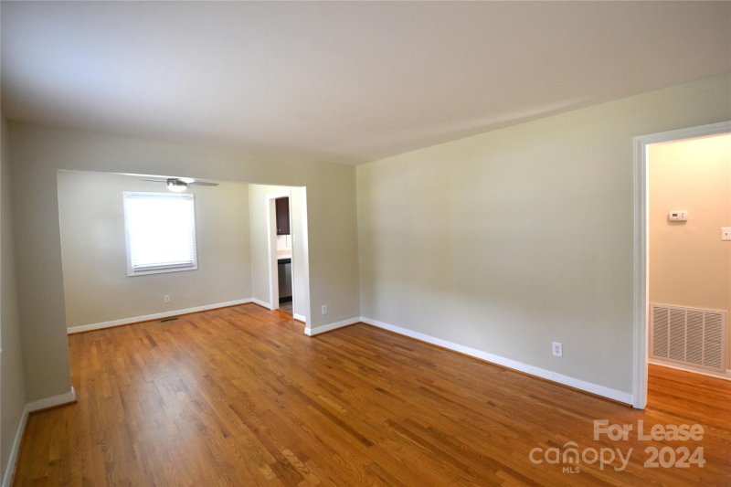 Property image 5 at 2843 Burbank Drive, Charlotte, NC 28216