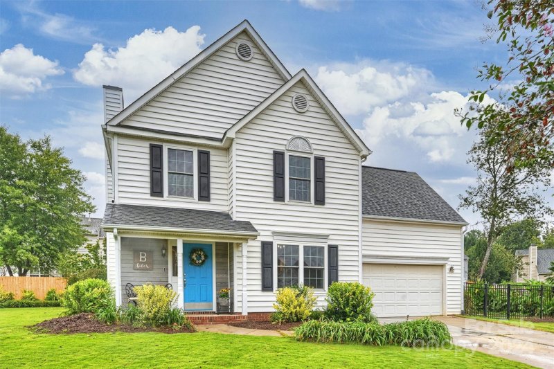 Property image 2 at 207 Blackberry Walk, Fort Mill, SC 29715