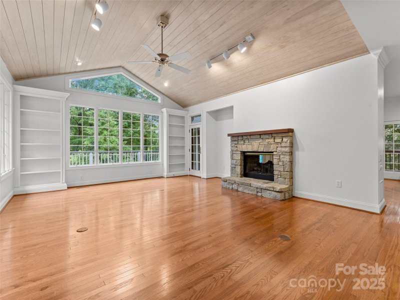 Property image 5 at 85 Tall Poplar Summit, Hendersonville, NC 28739