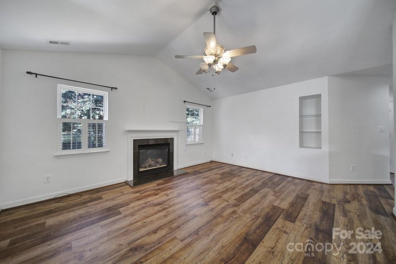 Property image 4 at 162 Ashwood Lane, Mooresville, NC 28117