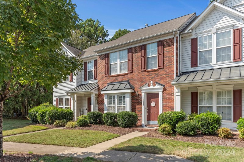 Property image 2 at 10839 Garden Oaks Lane, Charlotte, NC 28273