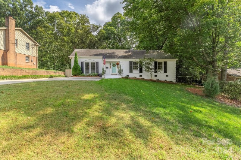 Property image 3 at 6201 Colchester Place, Charlotte, NC 28210