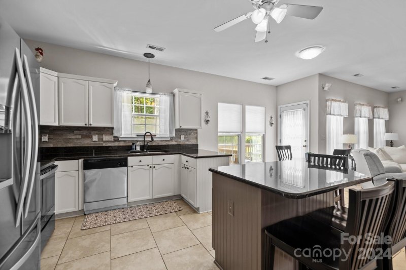 Property image 4 at 1623 Spandril Lane, Fort Mill, SC 29708