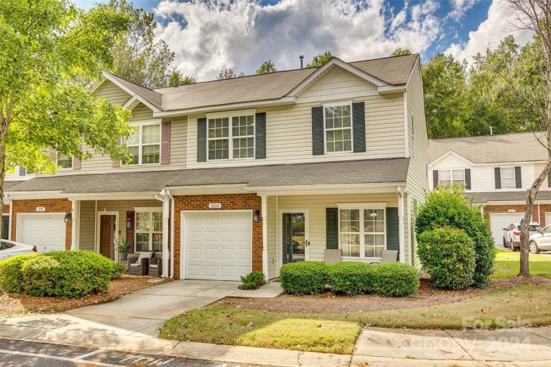 1123 Geyser Court