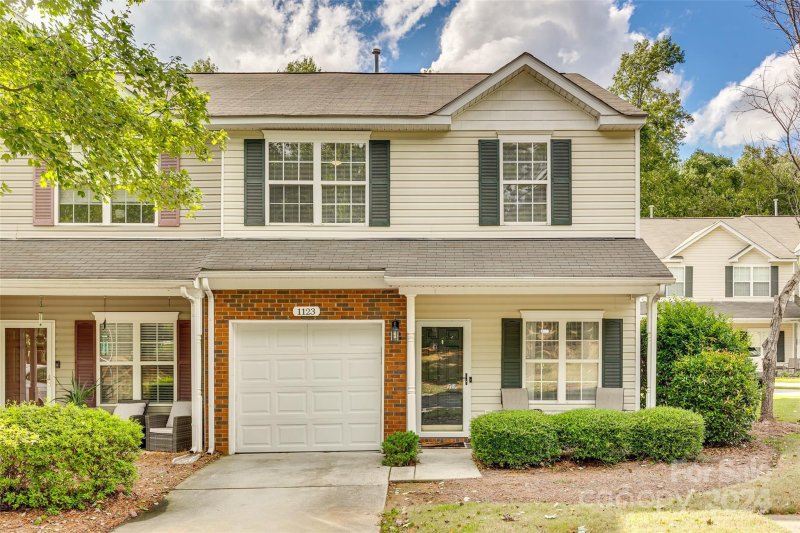Property image 2 at 1123 Geyser Court, Fort Mill, SC 29715