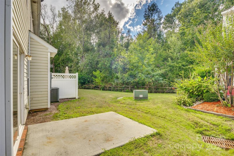 Property image 5 at 1123 Geyser Court, Fort Mill, SC 29715