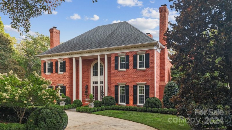 Property image 2 at 6733 N Baltusrol Lane, Charlotte, NC 28210