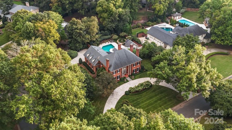 Property image 5 at 6733 N Baltusrol Lane, Charlotte, NC 28210