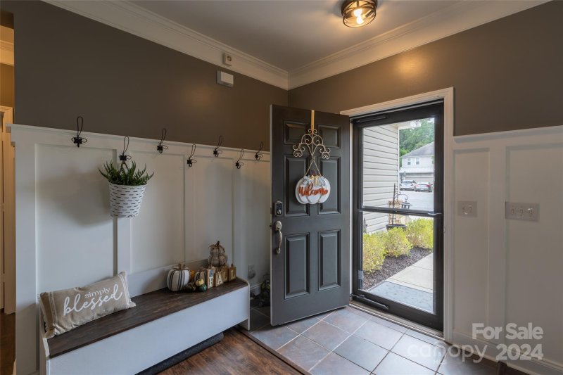 Property image 5 at 2120 Maple Tree Court, Charlotte, NC 28214