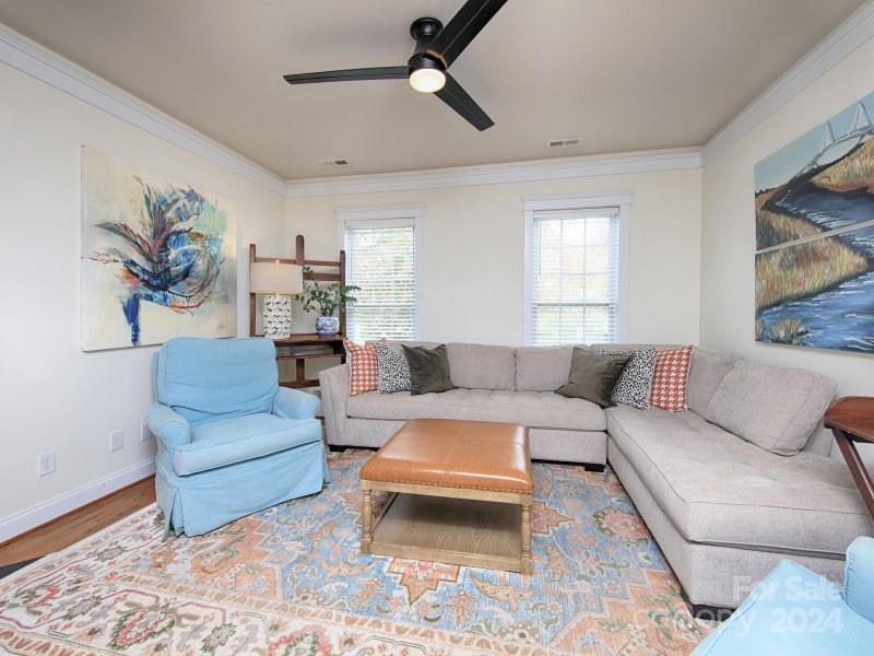 Property image 4 at 117 W Morehouse Avenue, Mooresville, NC 28117