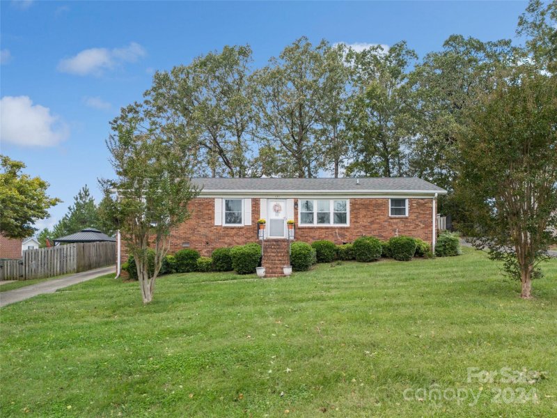 Property image 2 at 131 Bright Avenue, Bessemer City, NC 28016