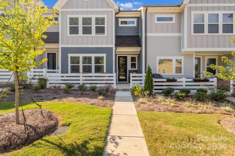 Property image 2 at 143 Forest Lake Boulevard, Mooresville, NC 28117