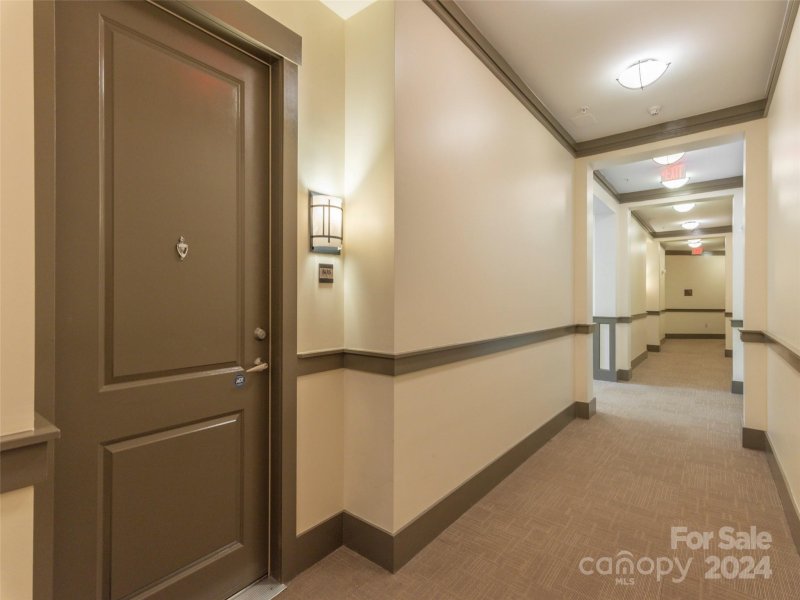 Property image 3 at 42 Schenck Parkway, Asheville, NC 28803