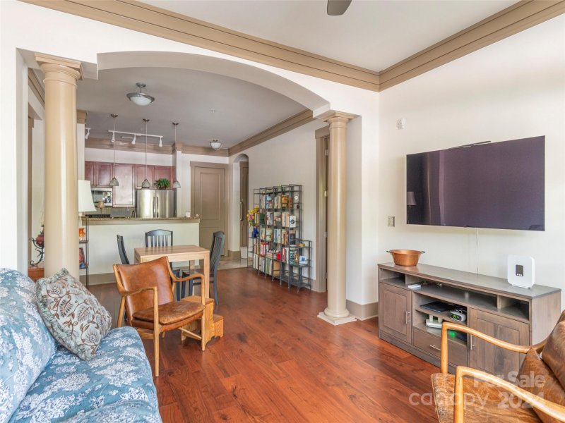 Property image 5 at 42 Schenck Parkway, Asheville, NC 28803