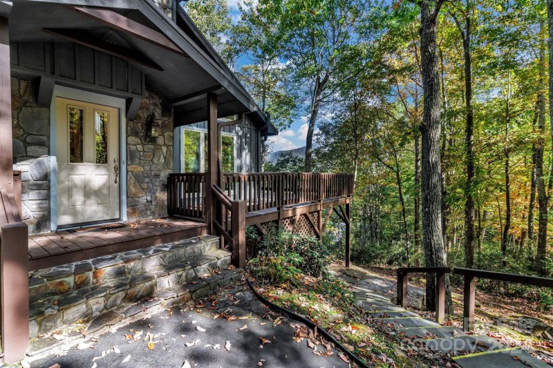 Property image 5 at 122 Kings Ridge Road, Maggie Valley, NC 28751
