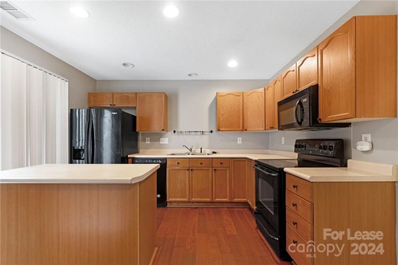 Property image 5 at 5995 Cougar Lane, Charlotte, NC 28269