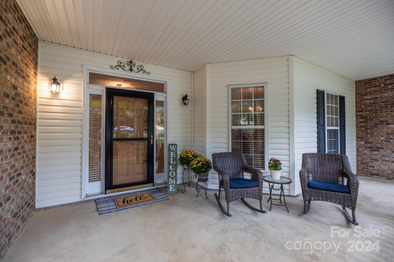 Property image 2 at 5610 Crown Hill Drive, Mint Hill, NC 28227