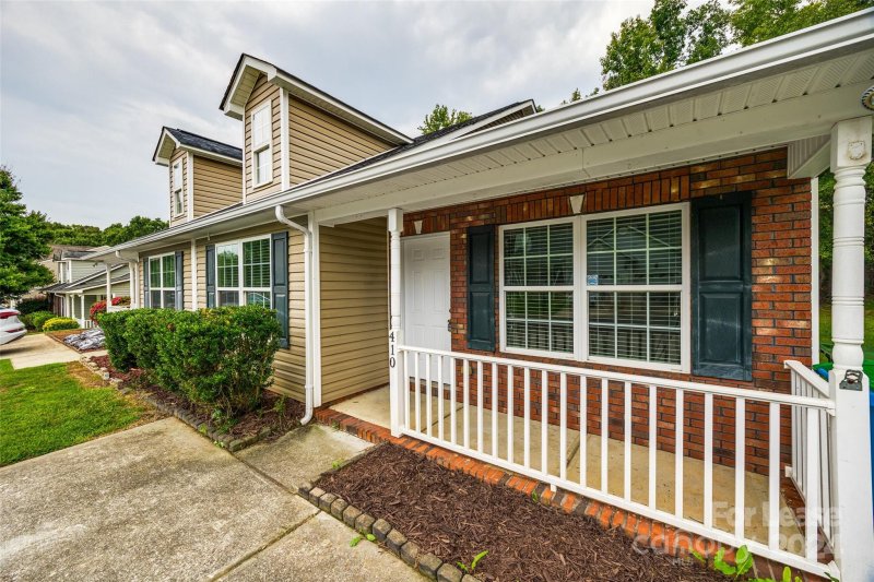 Property image 2 at 410 Danielle Way, Fort Mill, SC 29715