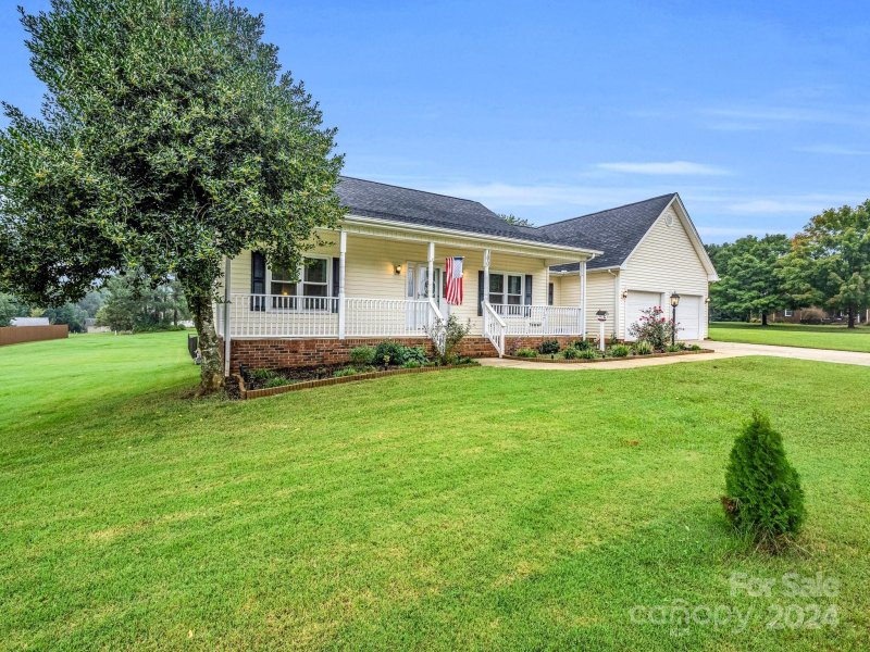 Property image 2 at 100 Tall Pine Drive, Shelby, NC 28152