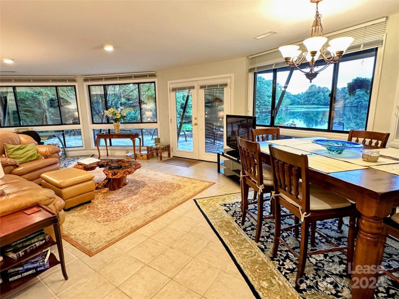 Property image 3 at 424 Lakeview Drive, Tryon, NC 28782