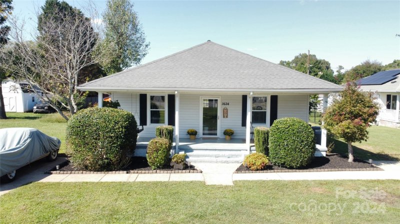 Property image 2 at 1624 Perfection Avenue, Belmont, NC 28012