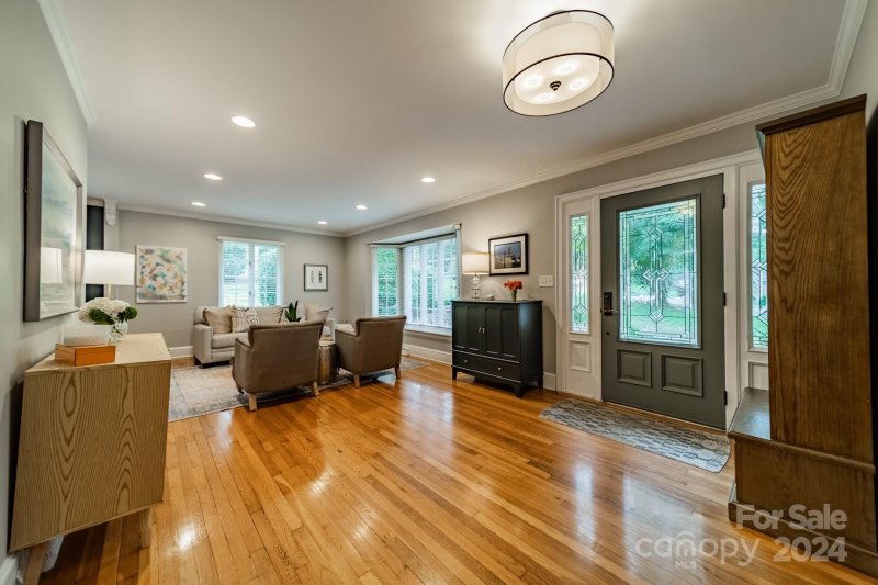 Property image 3 at 5613 Wintercrest Lane, Charlotte, NC 28209