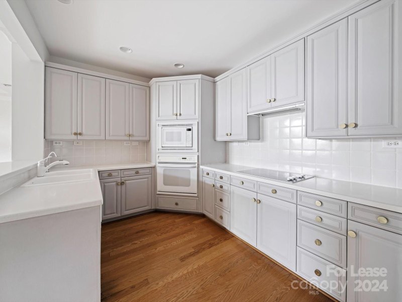 Property image 3 at 536 Church Street, Charlotte, NC 28202