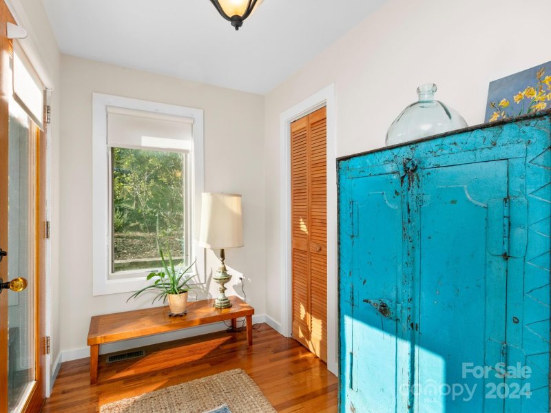 Property image 3 at 63 Jeffress Avenue, Asheville, NC 28803