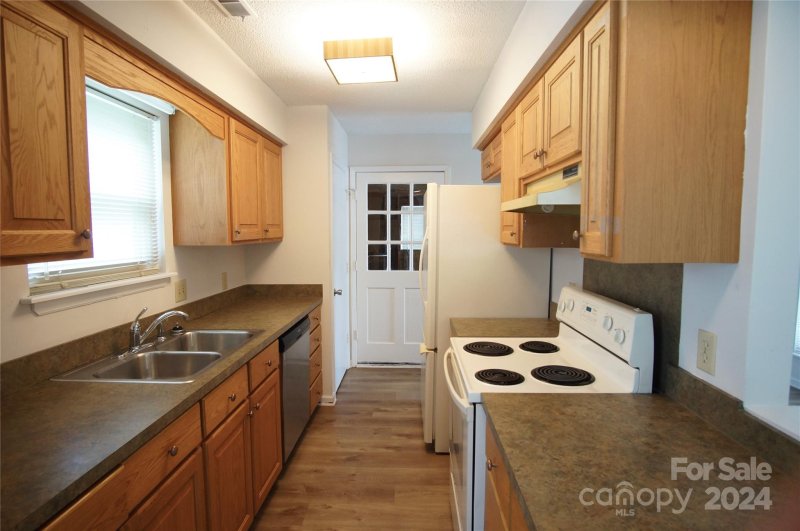 Property image 5 at 11619 Sunswept Lane, Charlotte, NC 28226