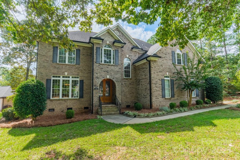 7954 Bay Pointe Drive