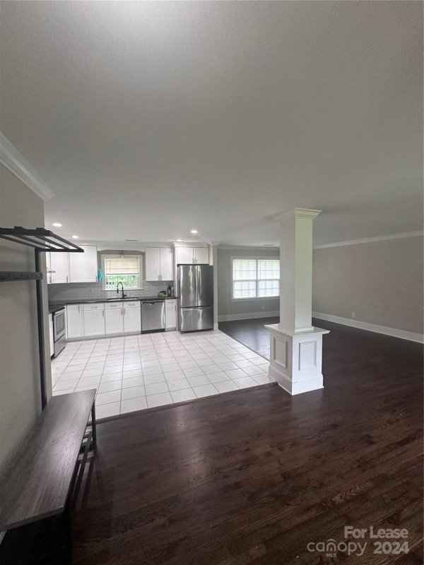 Property image 2 of 130 Shadow Lane in Coulwood, Charlotte, NC 28214