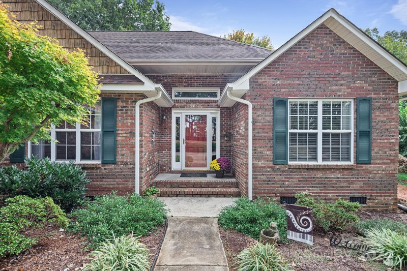 Property image 3 at 8458 Blades Trail, Denver, NC 28037